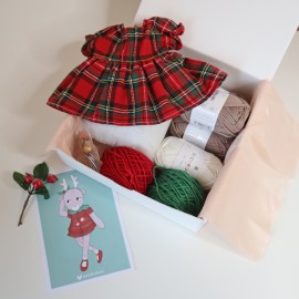 Kit Crochet Solveig, renne de Noël – Coffret Complet, Patron PDF