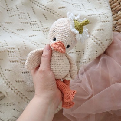 Plume, mon petit caneton : Patron Au Crochet PDF