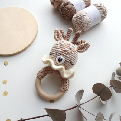 Hochet Charlie le faon : Patron Au Crochet PDF